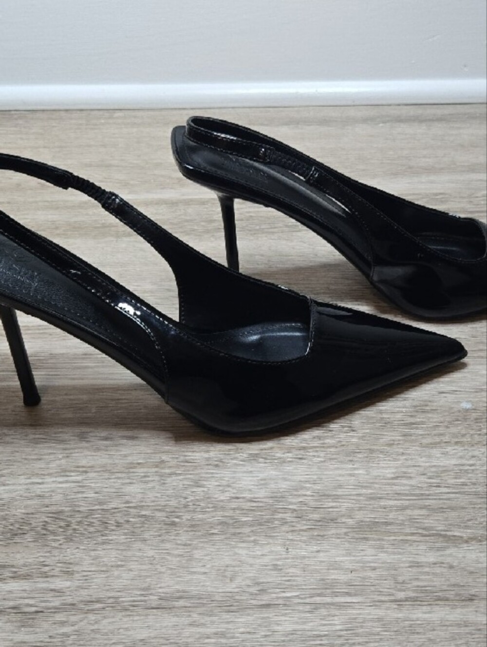 Black Patent Slingback Pointed-Toe Stiletto Pumps - Picture 3 of 8